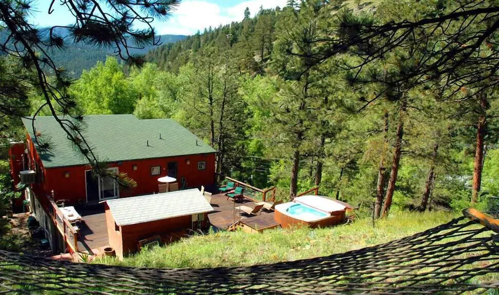 Boulder-cabin-vacation-rental-BACKYARD_vIEW.JPG