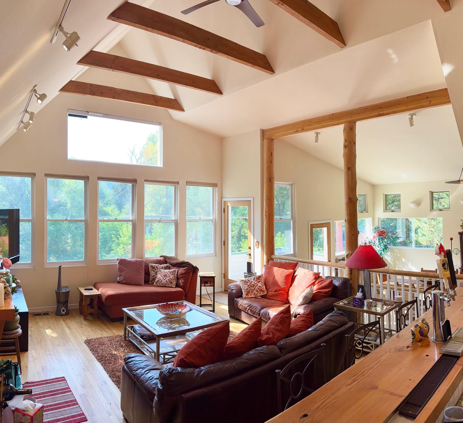 Boulder-cabin-vacation-rental__livingroom7.jpg