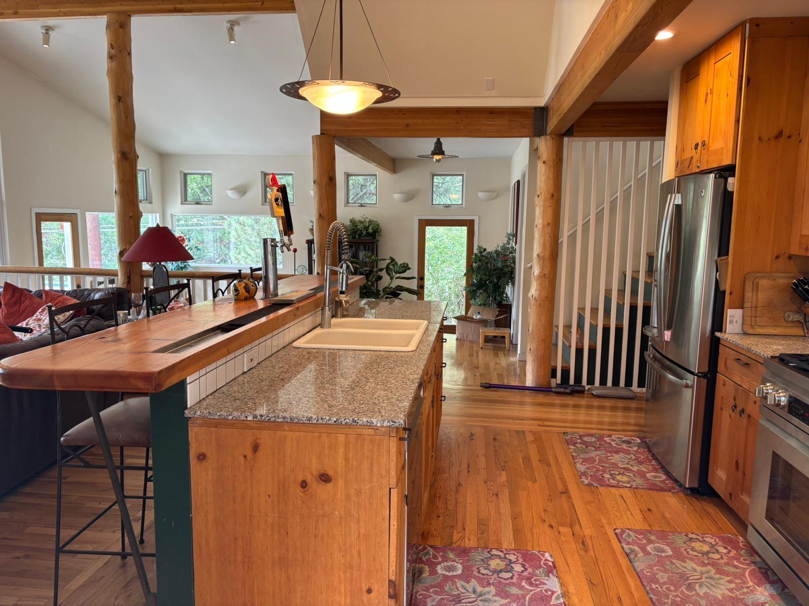 BoulderHaus_kitchen5.jpg